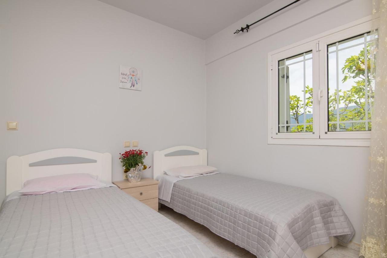 En Elladi Apartment Alykanas  Luaran gambar